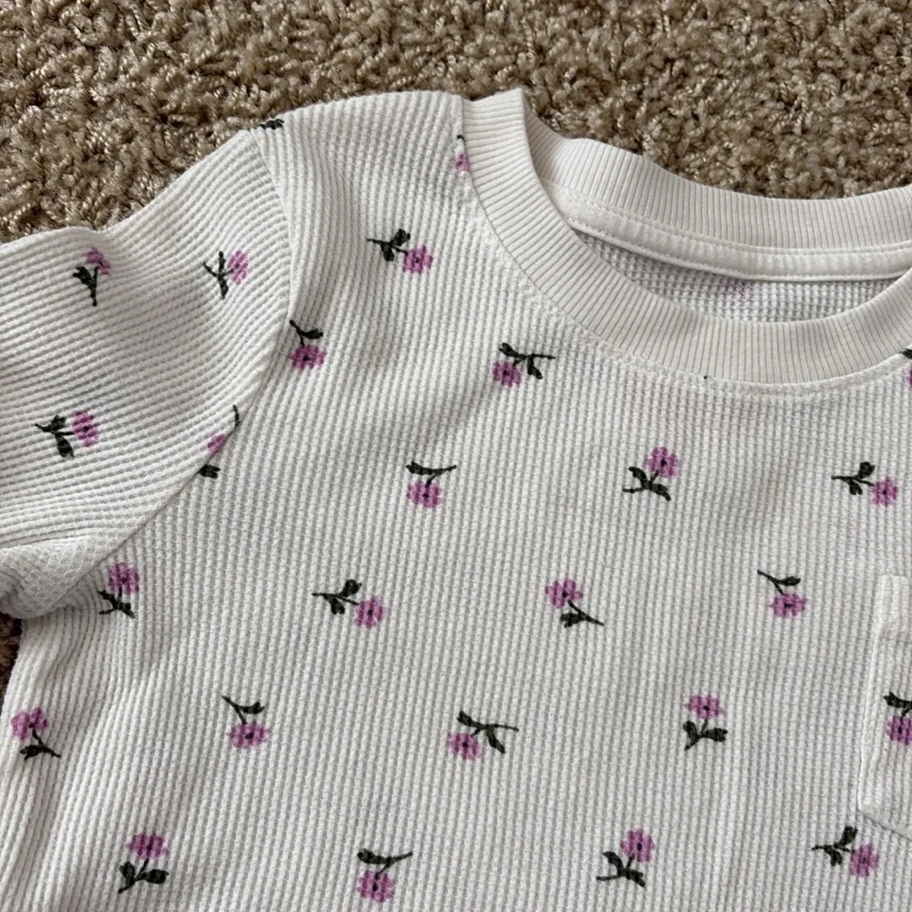 Cat & Jack | Girls Heart Shirt Bundle - Picture 11 of 11